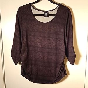 Hippie chic size Womens large pullover.